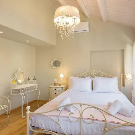 Alexandra's House * Corfu (city)